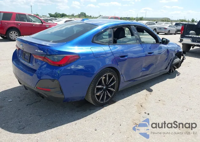 WBA63AV03NFM02791: 42804625