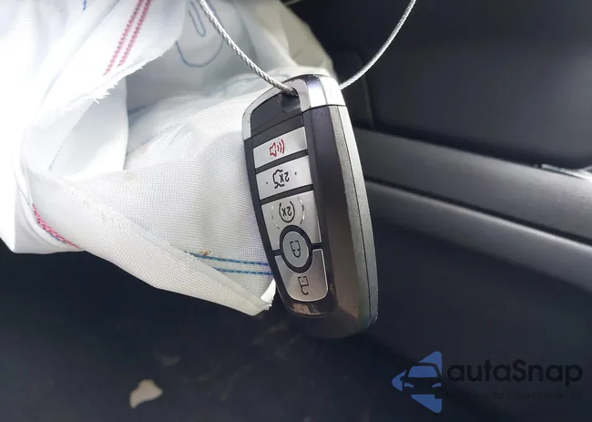 1FATP8UH8M5105729: 42804884