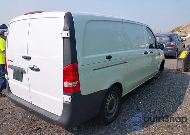 W1YV0BEY7P4220122: 42806250