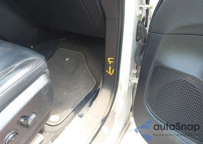 2C4RC1EG9JR171928: 42806464