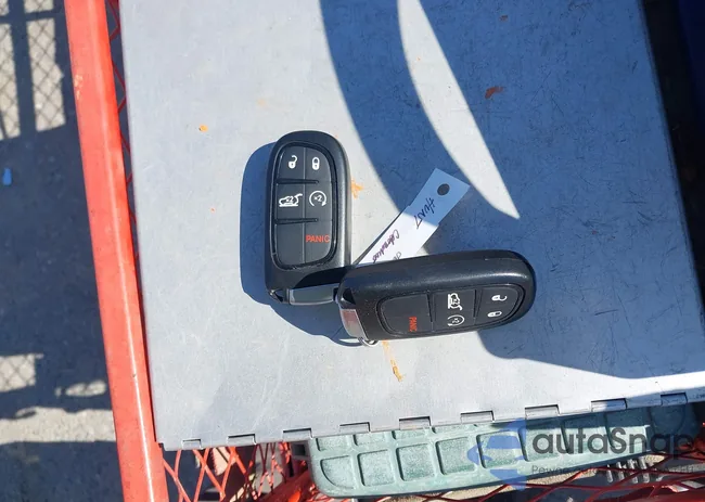 1C4PJMCS4HW635893: 42806480