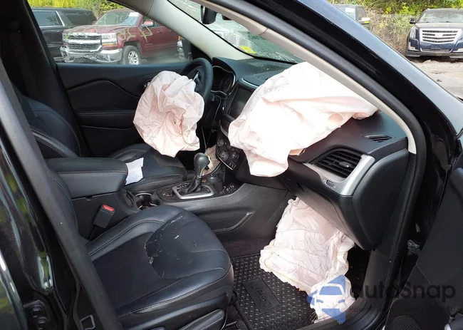 1C4PJMLXXJD601907: 42807062