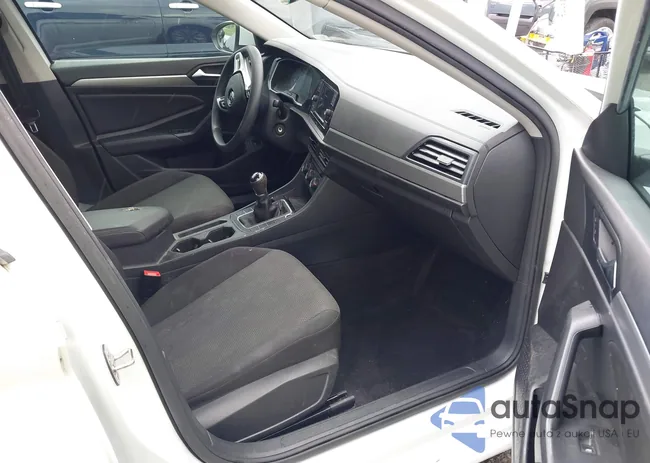 3VWN57BU0KM105361: 42807157