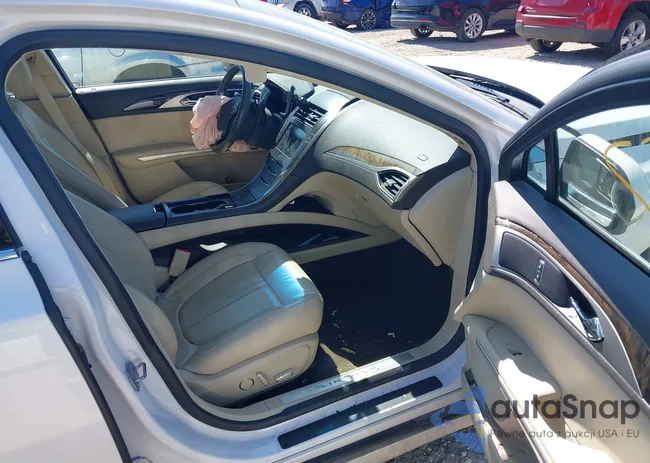 3LN6L2G99ER819500: 42807257