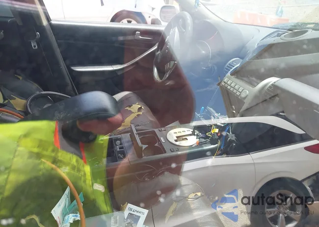 JNKCV51E64M607992: 42807361