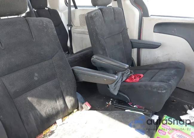 2C4RDGCG2ER429683: 42807414