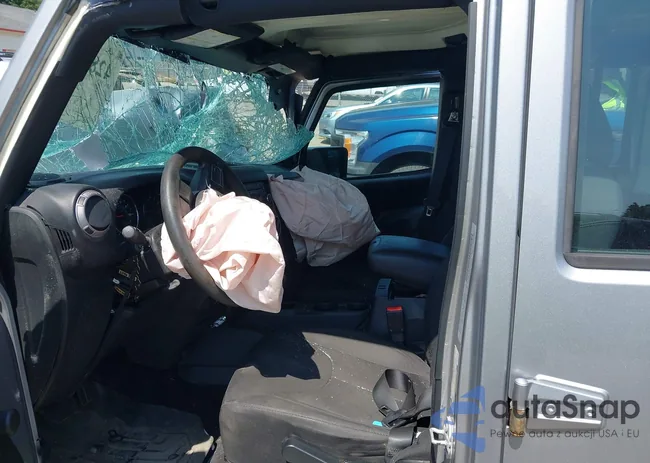 1C4BJWDG7GL226173: 42806620