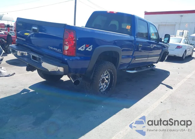 1GCHK23103F196813: 42806668