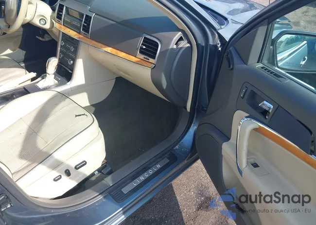 3LNHL2GC6CR820833: 42806676