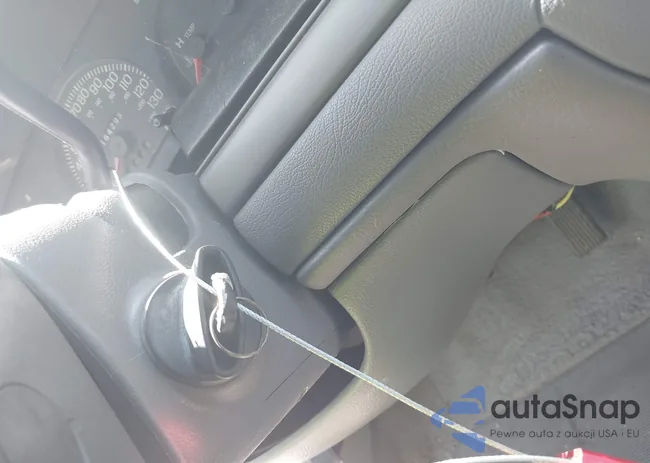 2FAFP71W1YX200681: 42806693