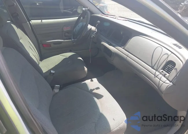 2FAFP71W1YX200681: 42806693