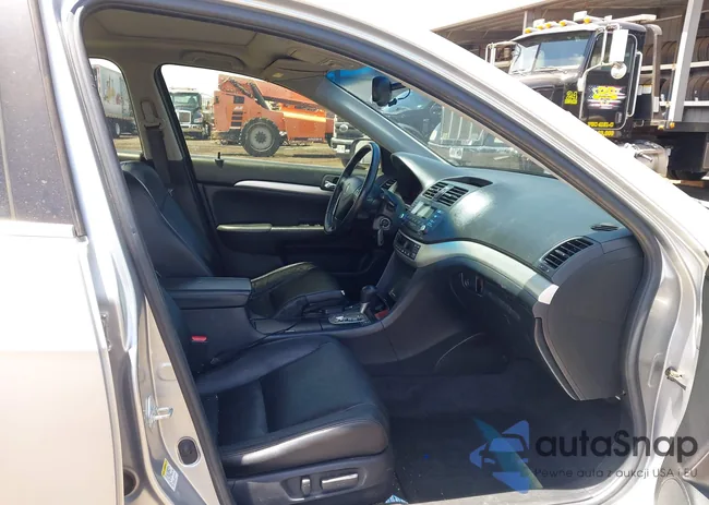 JH4CL96836C009769: 42806705