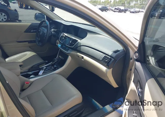 1HGCR3F87DA027909: 42806801