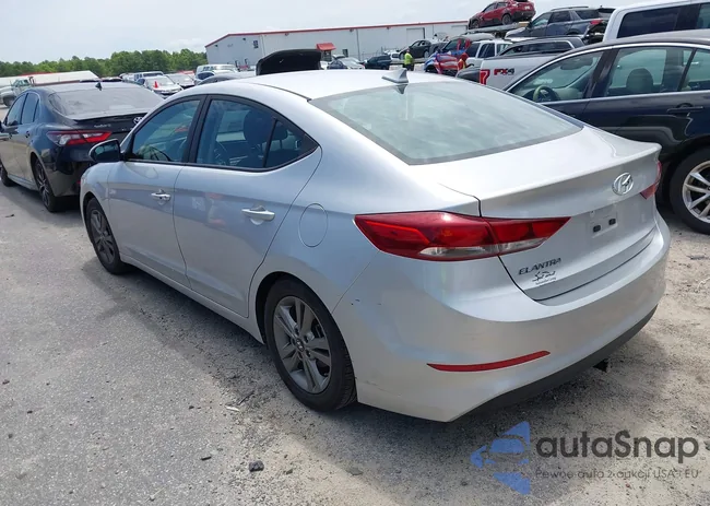 5NPD84LF2JH305506: 42806933