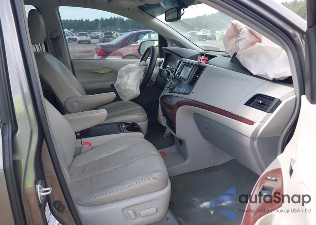 5TDDK3DC6ES092916: 42808035