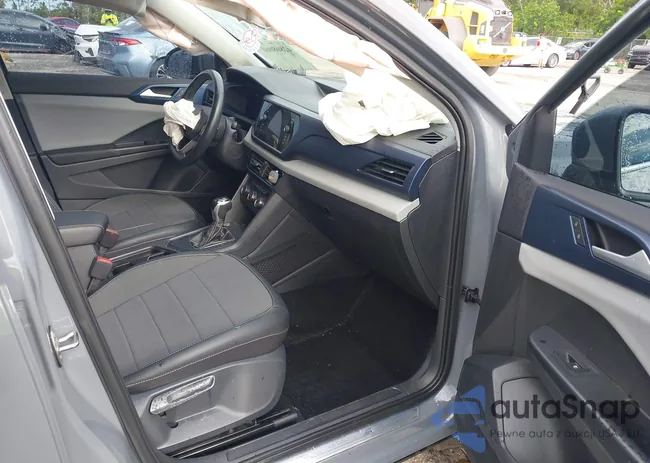 3VVLX7B28NM041899: 42808060