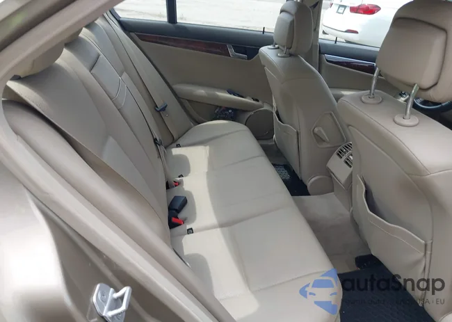 WDDGF8BB6AF412471: 42808153