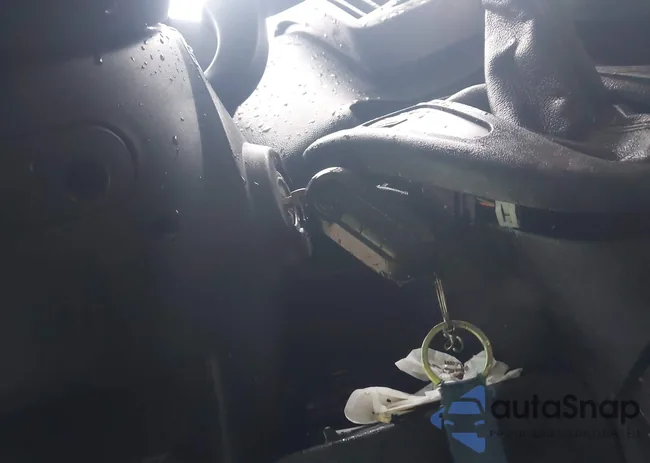 3C6TRVCG6KE510685: 42807727