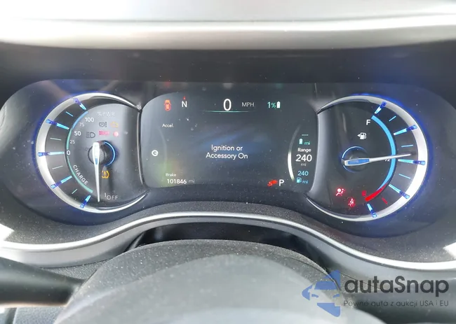 2C4RC1H72JR145117: 42807810