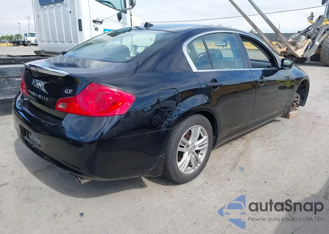 JN1CV6AP7DM723018: 42808985