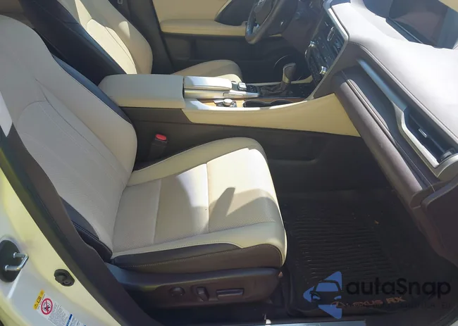 2T2BGMCA8JC028051: 42809041