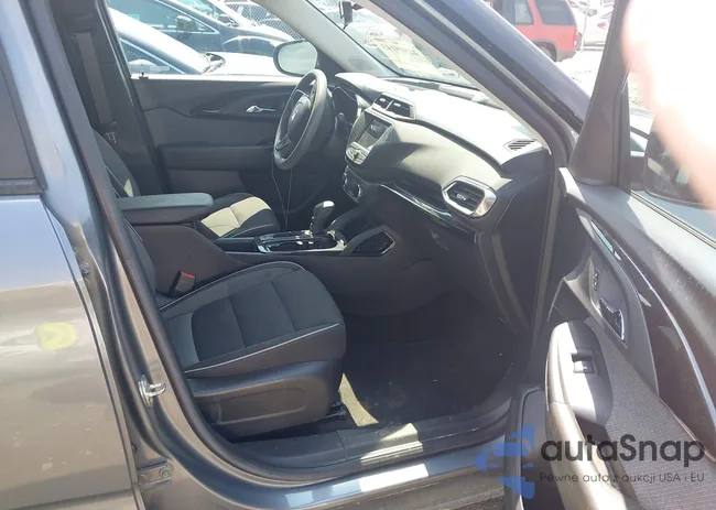 KL79MPSL5NB063132: 42809143