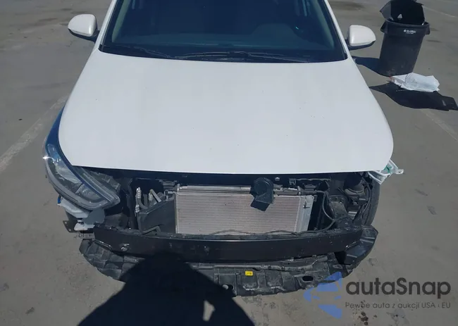 3KPC24A62NE182445: 42809472