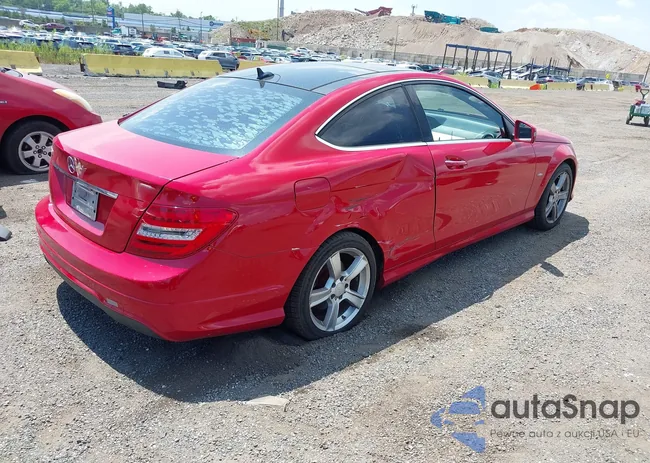 WDDGJ4HB1CF878780: 42809544