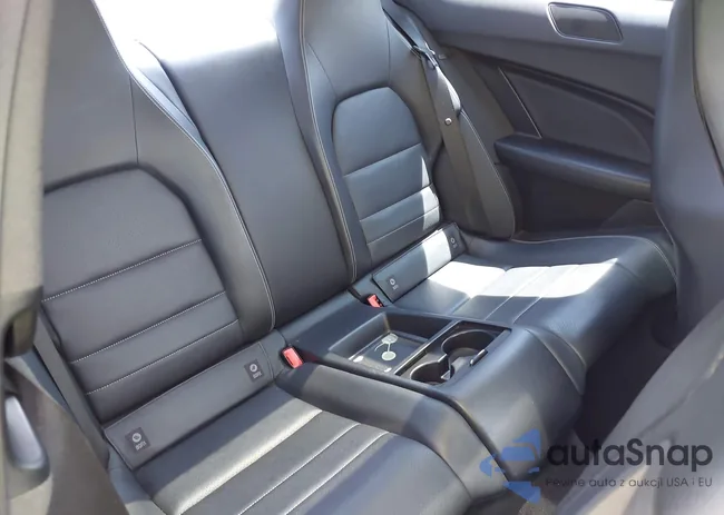 WDDGJ4HB1CF878780: 42809544