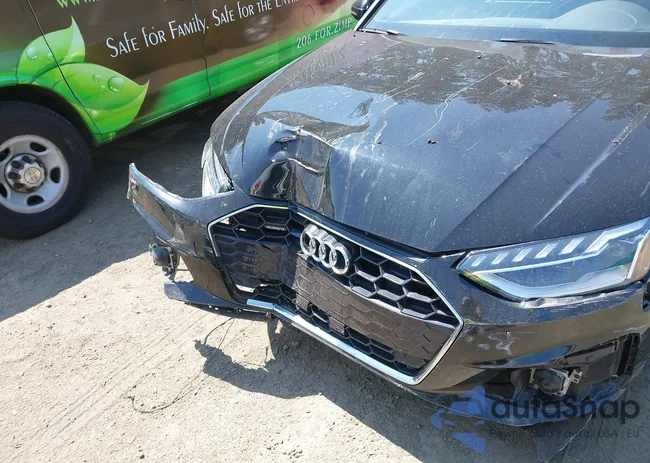 WAUEAAF45PA010561: 42809565