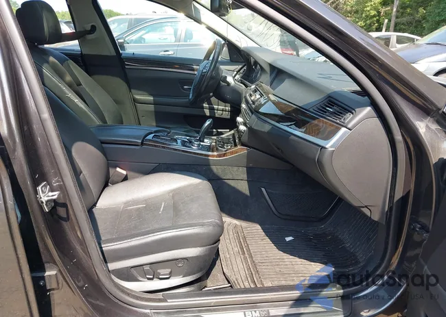 WBAFR1C52BC746476: 42808797