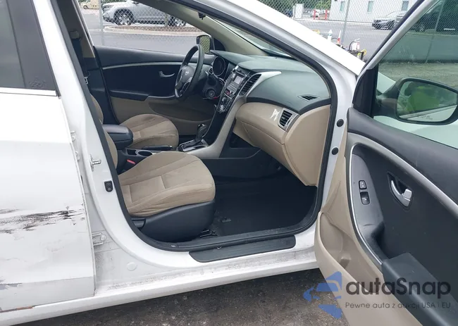 KMHD35LE8DU126422: 42808913