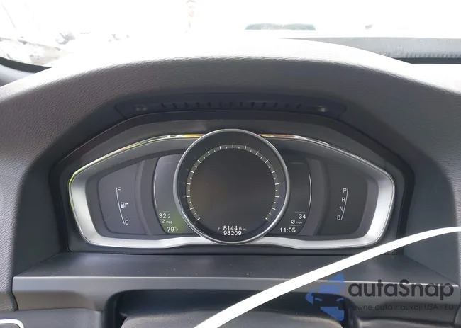 YV140MEK2H1364875: 42808963