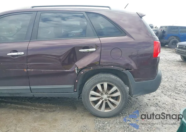 5XYKU3A11BG091105: 42810051