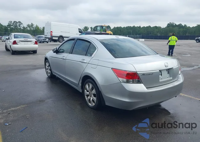 1HGCP26878A050404: 42810217