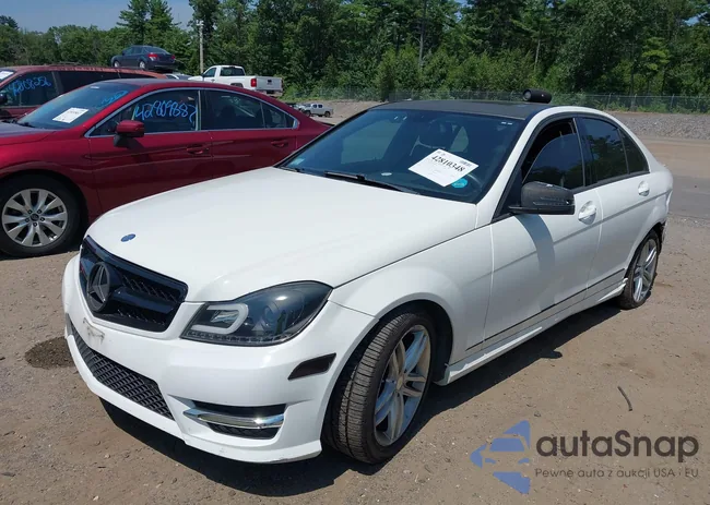 WDDGF8AB5DA884406: 42810348