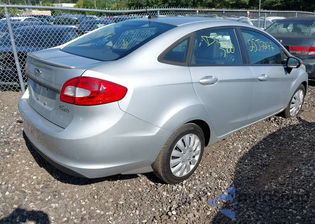 3FADP4BJ6DM222870: 42810365