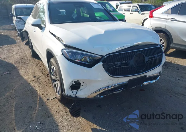 W1NKM4HB7RF203786: 42810404