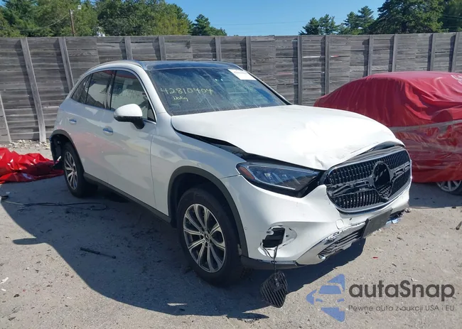 W1NKM4HB7RF203786: 42810404