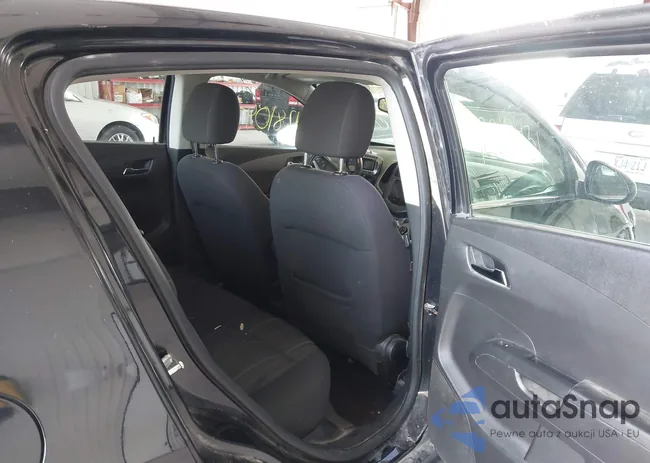 1G1JC6SH3F4131077: 42810431