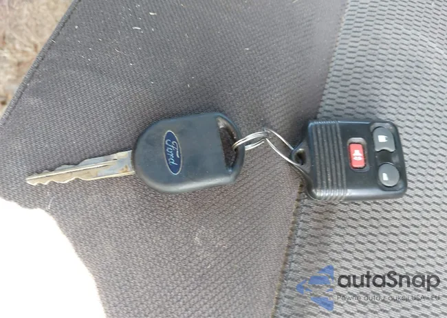 1FTVX12524NB06748: 42810442