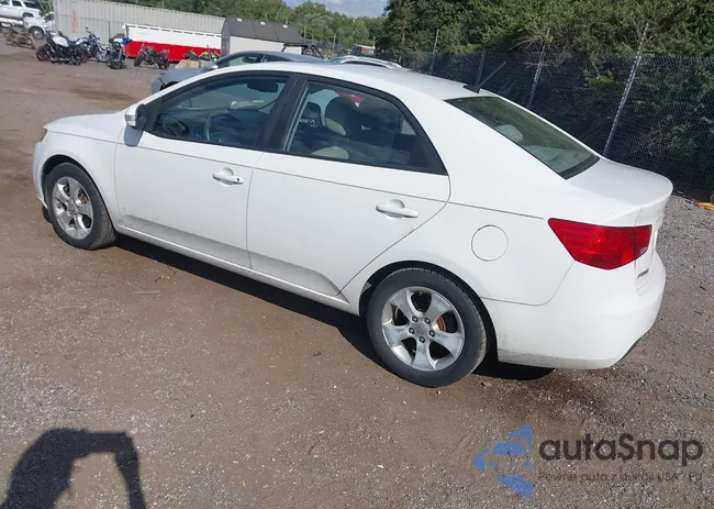 KNAFU4A26A5245750: 42810447