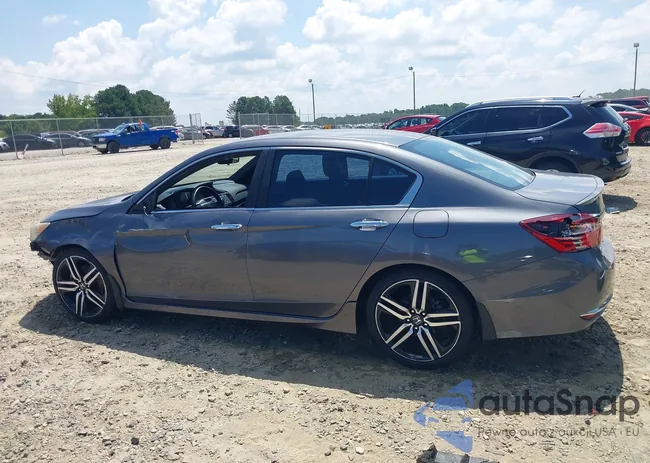 1HGCR2F59HA012902: 42810509