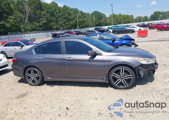 1HGCR2F59HA012902: 42810509