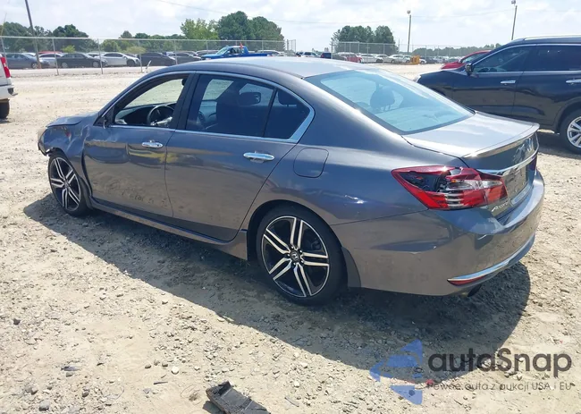 1HGCR2F59HA012902: 42810509