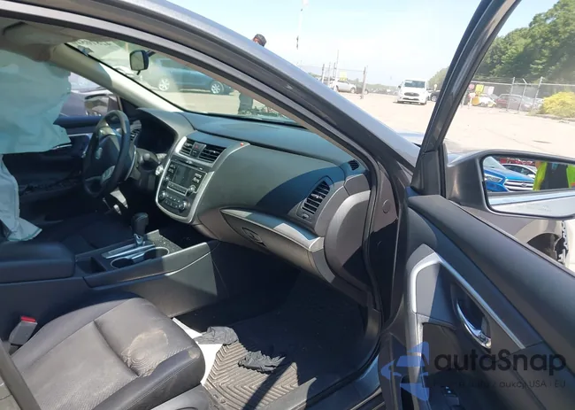 1N4AL3AP5HC181623: 42810510