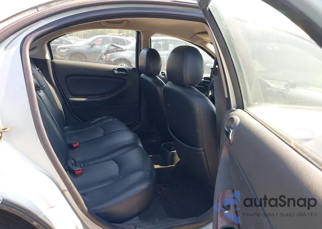 1C3EL56U31N578137: 42809588