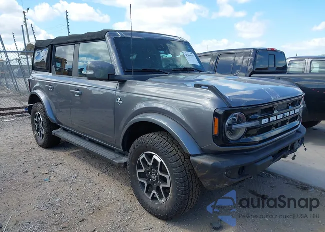 1FMEE5BP2NLA82118: 42809727