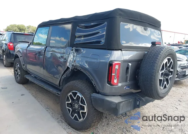 1FMEE5BP2NLA82118: 42809727