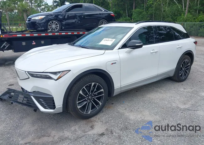 4W5KHNRL5RZ504373: 42809734